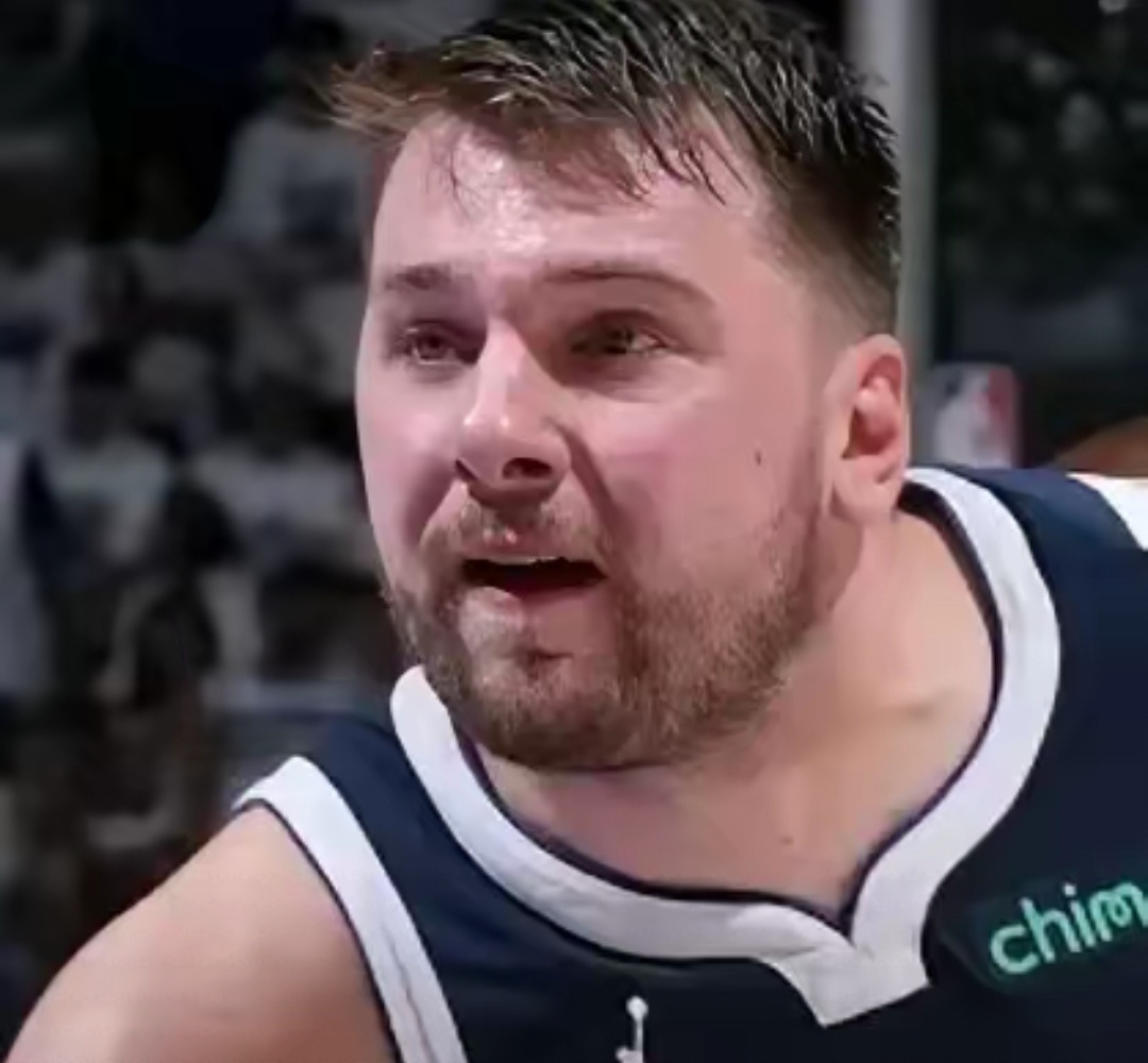 包含东契奇爆发新星，凯尔特人刷新纪录，复出首战轰40分球队迎来希望！的词条